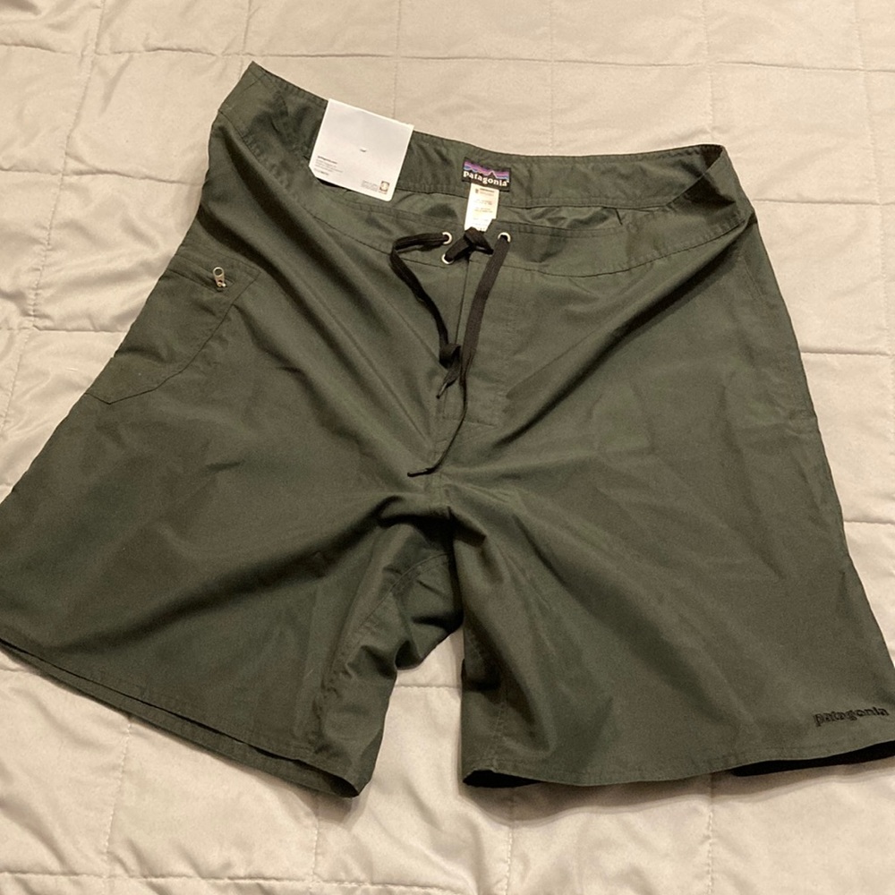 Patagonia board shorts 38x8 NWT